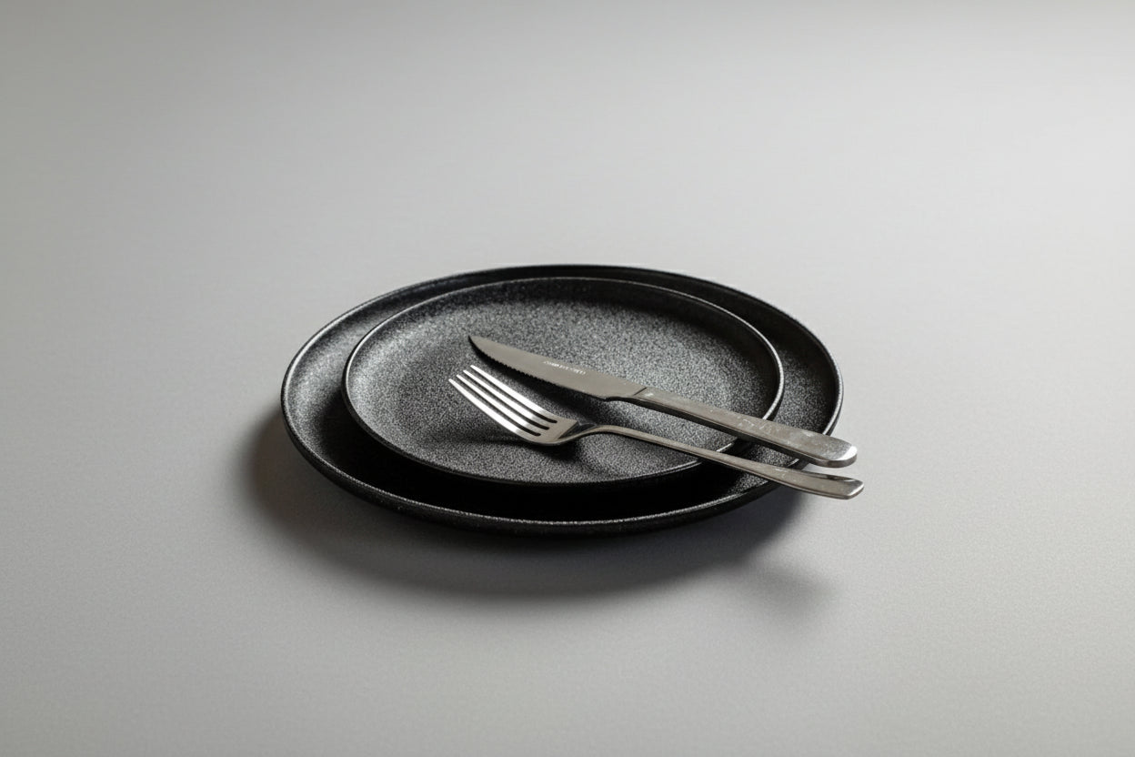 Noir Dinner Plates