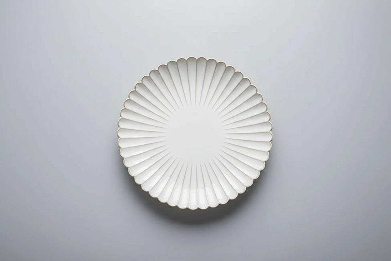 Scalloped Dinner Plate
