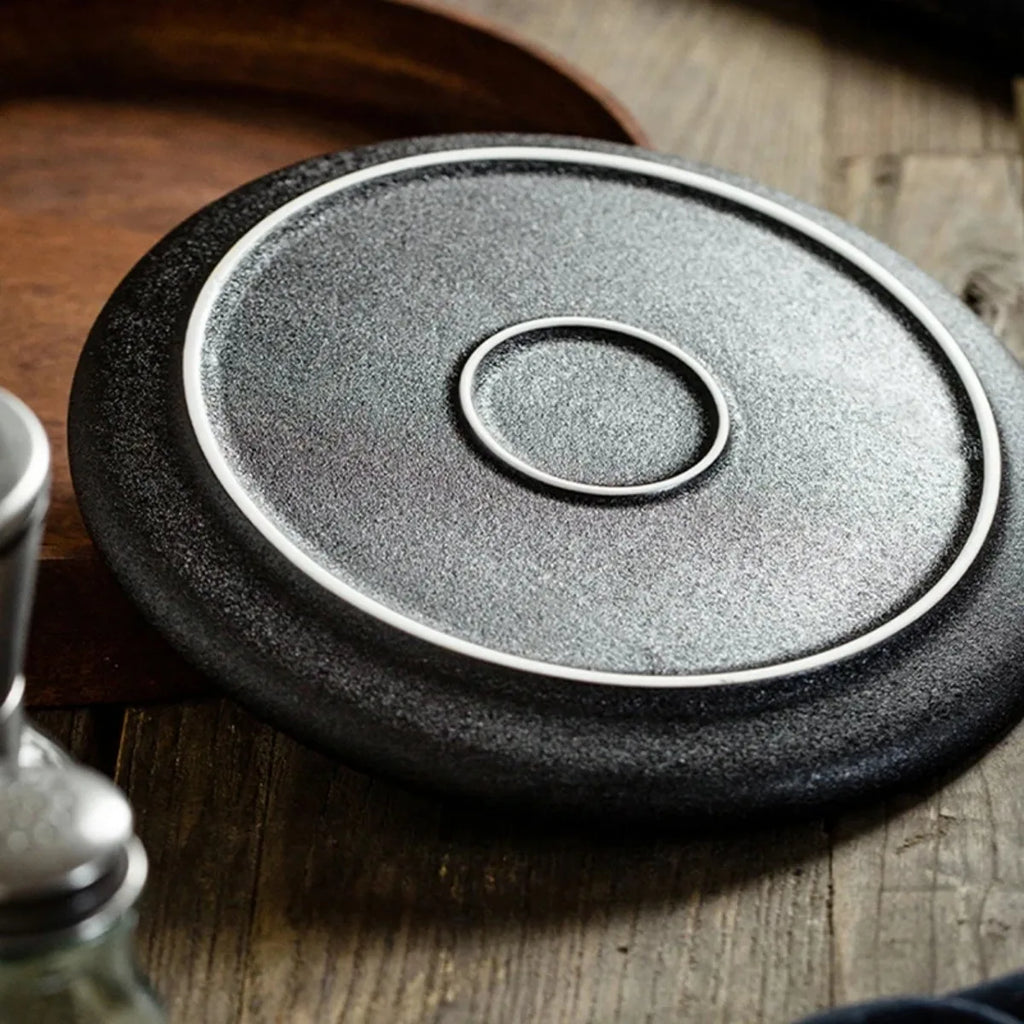Noir Dinner Plates